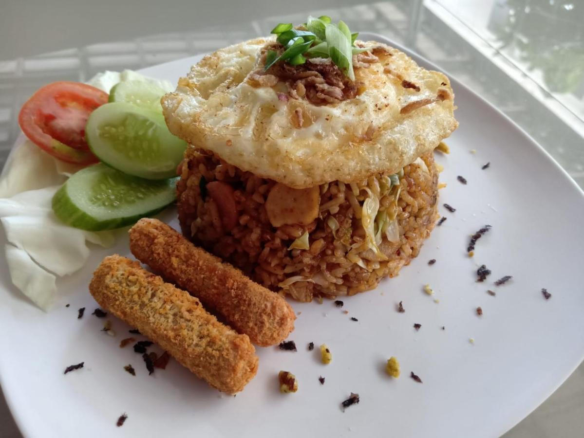 Aqilakost N Cafe Gadog Puncak Hotel Bogor Luaran gambar
