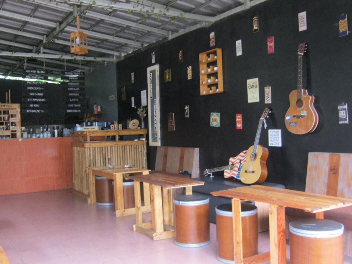 Aqilakost N Cafe Gadog Puncak Hotel Bogor Luaran gambar